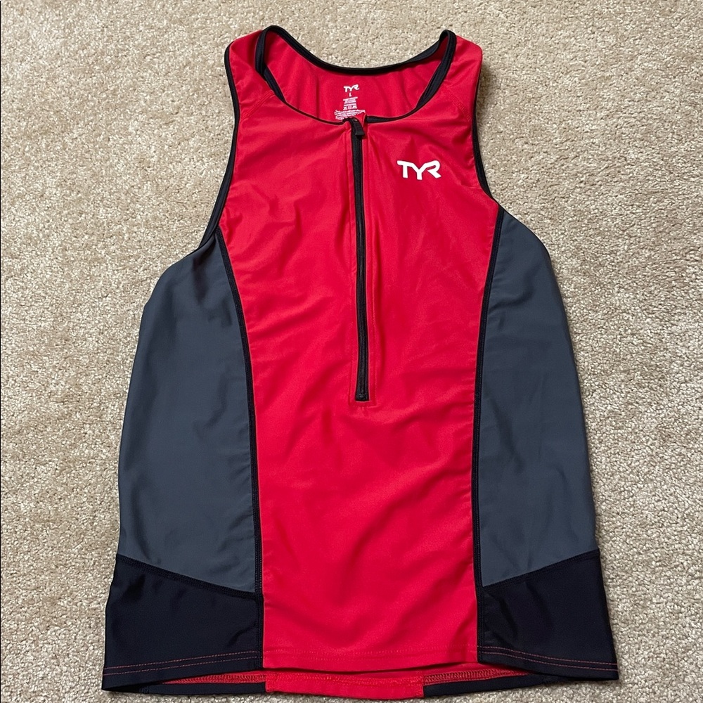 TYR Competitor Tank with front zip Size Large